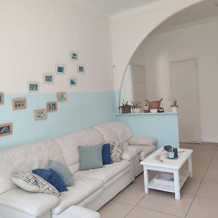 カンヌ La Turquoise Bed & Breakfast エクステリア 写真