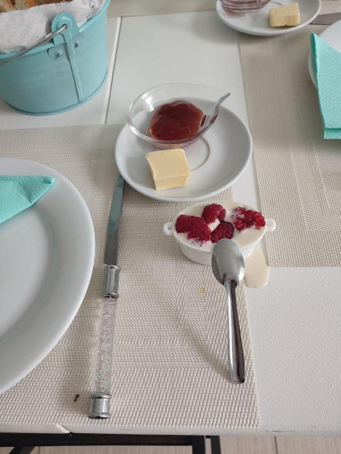 カンヌ La Turquoise Bed & Breakfast エクステリア 写真
